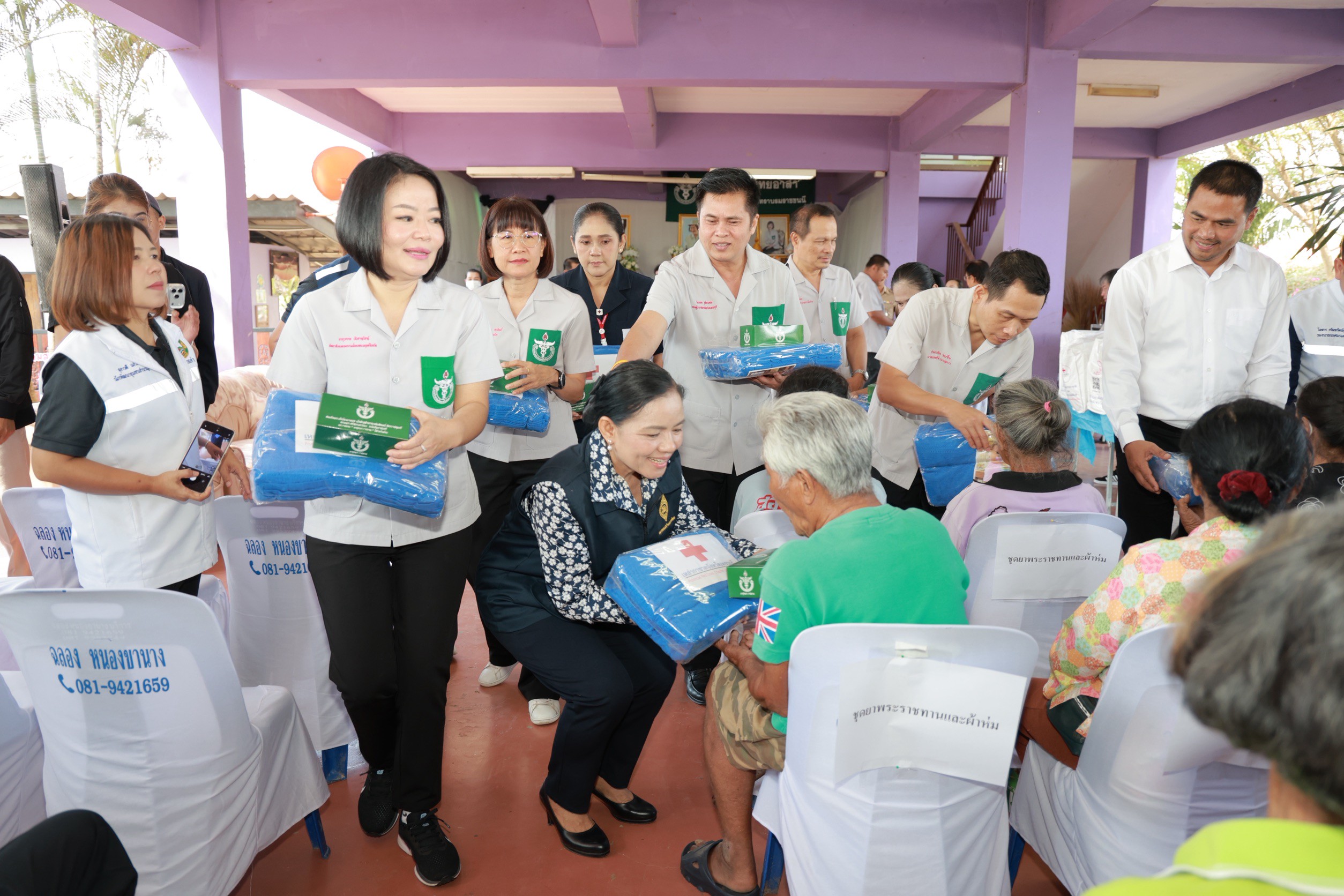 หน่วยแพทย์ พอ.สว.จังหวัดเพชรบุรี ออกให้บริการประชาชนพื้นที่ท่ายาง มุ่งให้บริการด้านสาธารณสุขแก่ประชาชนในพื้นที่อย่างทั่วถึง