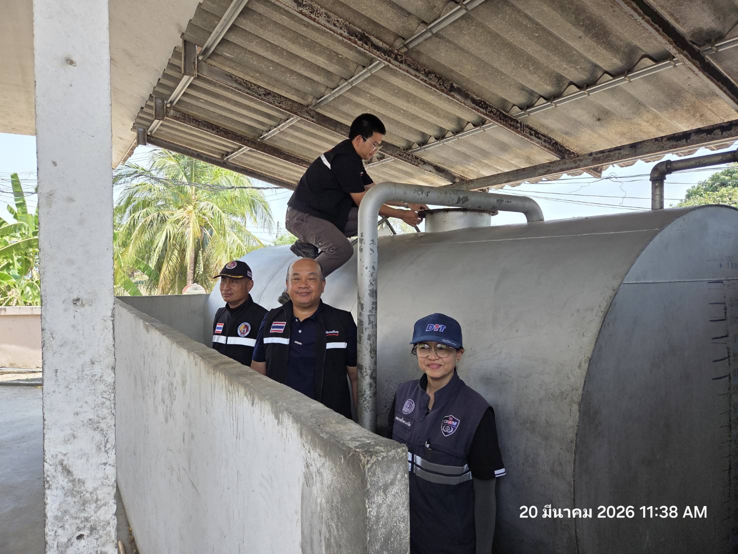เพชรบุรีลุยตรวจปั๊มน้ำมันต่อเนื่องวันที่ 3 ป้องกันผู้ประกอบการกักตุน แจงเหตุโควตาจำกัด-ขนส่งล่าช้าทำน้ำมันหมดไว วอน ปชช. เติมเท่าที่จำเป็นเพื่อแบ่งปัน